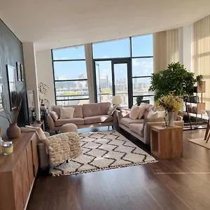 https://3-bedroom-stunning-penthouse.brighton-hotels-england.com