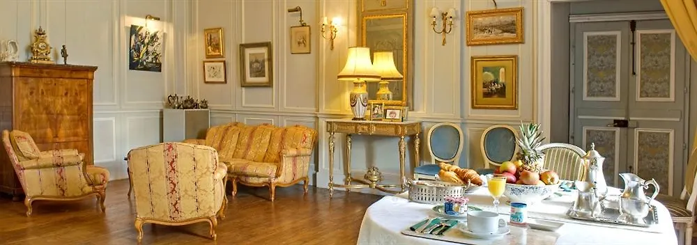 Chateau Du Bois Glaume Poligne Country house